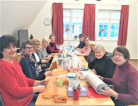Emsiges Team: Der Kreativ- und Bastelkreis 